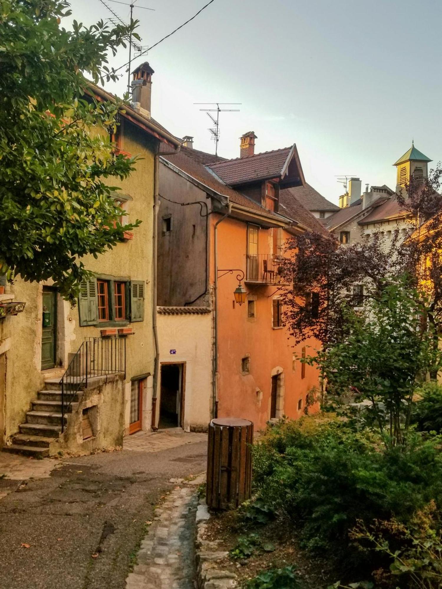 Le Zenith Vieille Ville D'Annecy Exterior foto